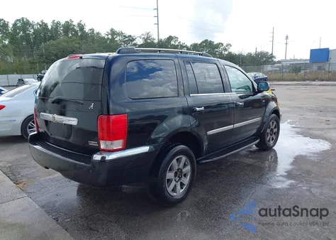 2008 Chrysler Aspen Limited z USA, uszkodzony, nr VIN 1A8HX58288F132250